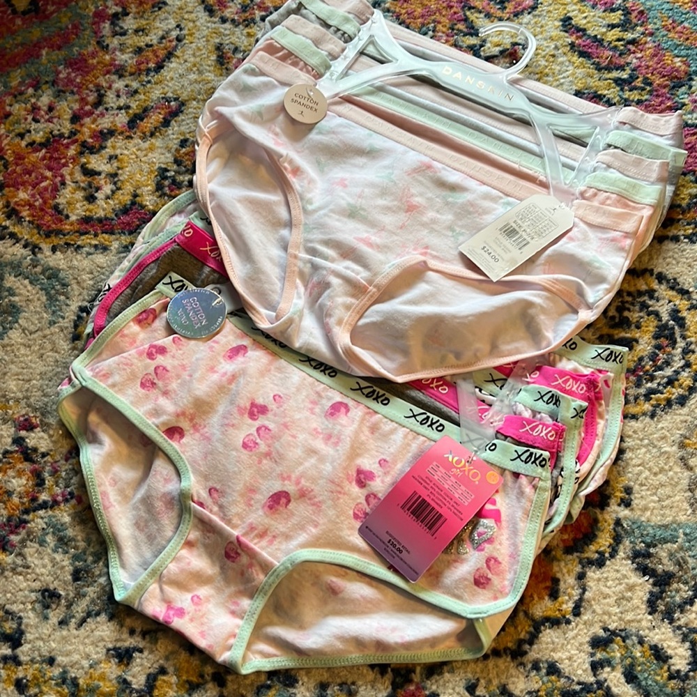 Brand new girls 7/8 underwear